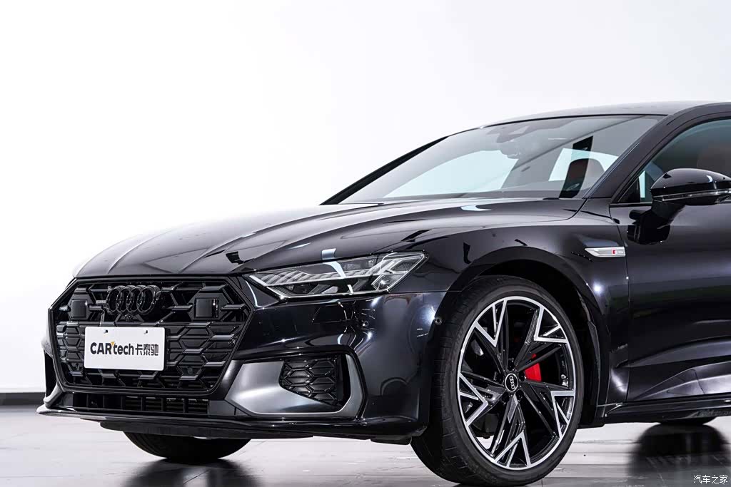 Audi A7L, 2025 все фото