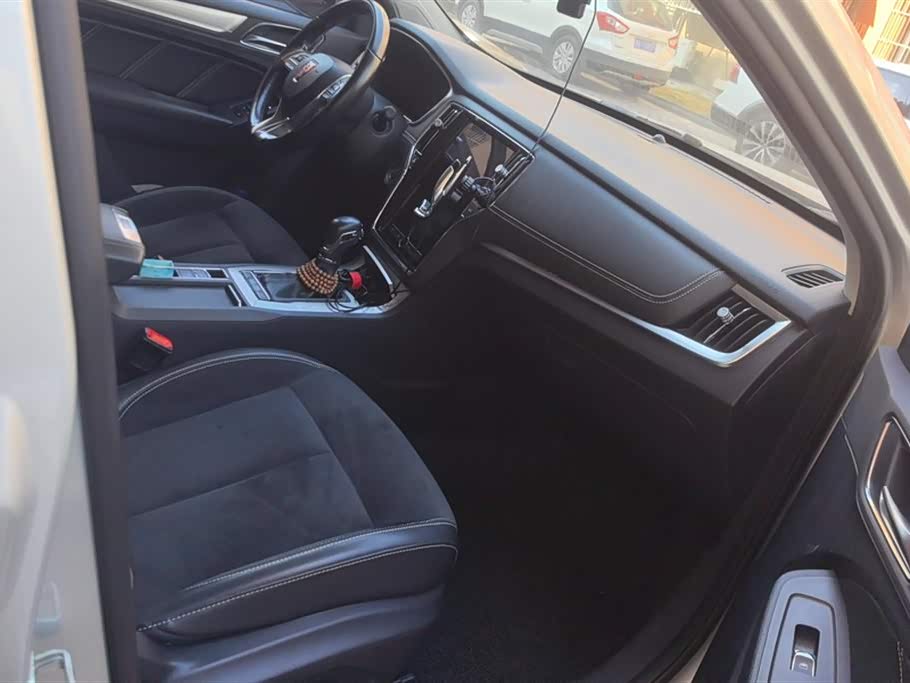 Roewe RX5 New energy