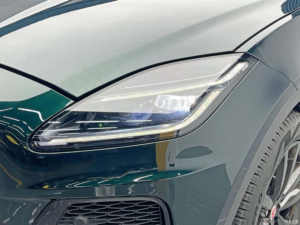 Land Rover E-PACE, 2024 10