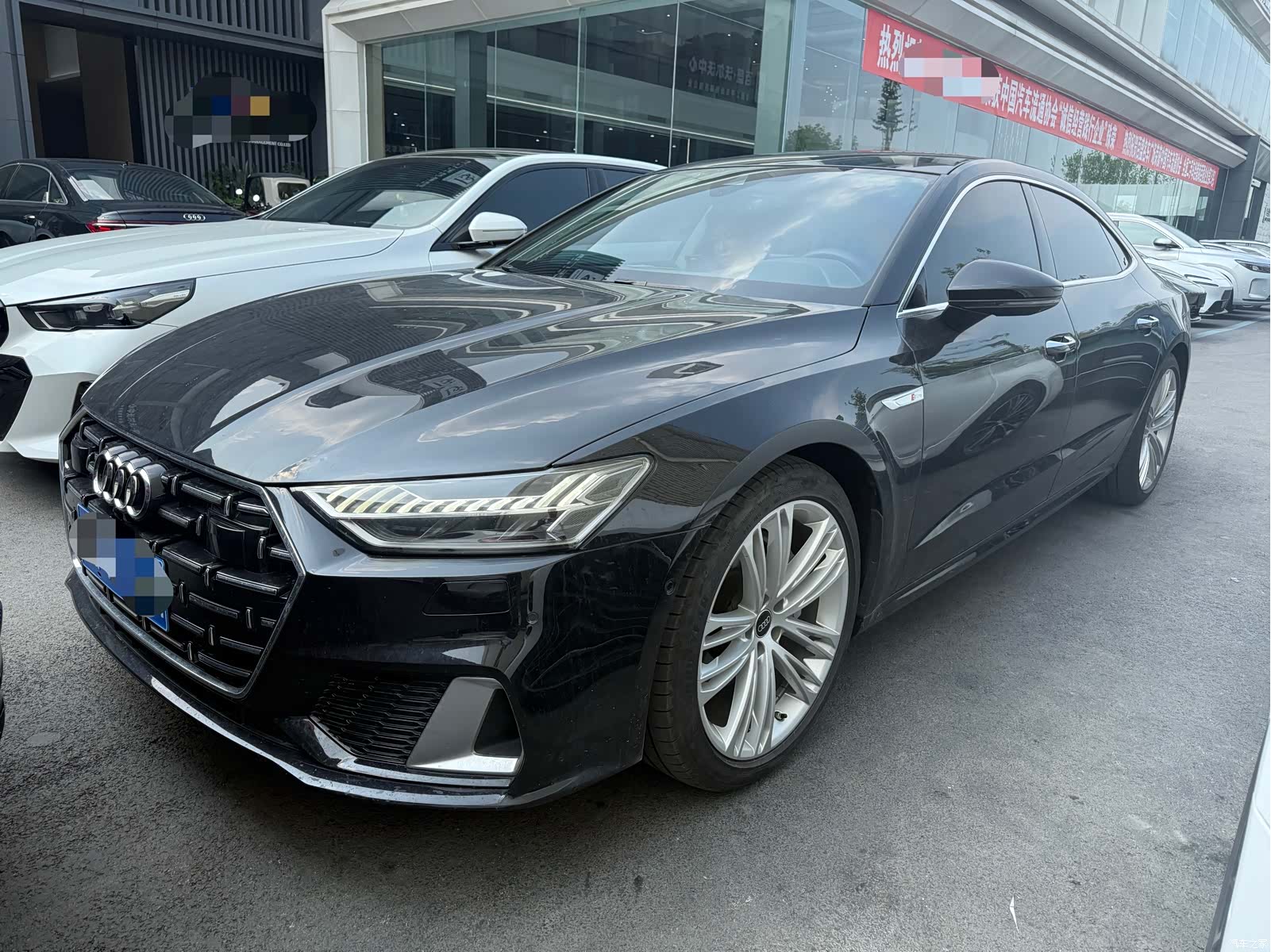 Audi A7L, 2025 1