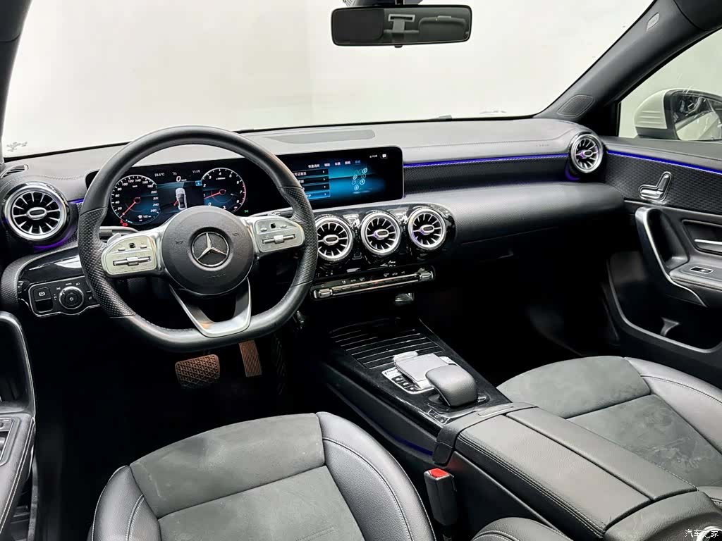 Mercedes-Benz A-Class, 2019 10