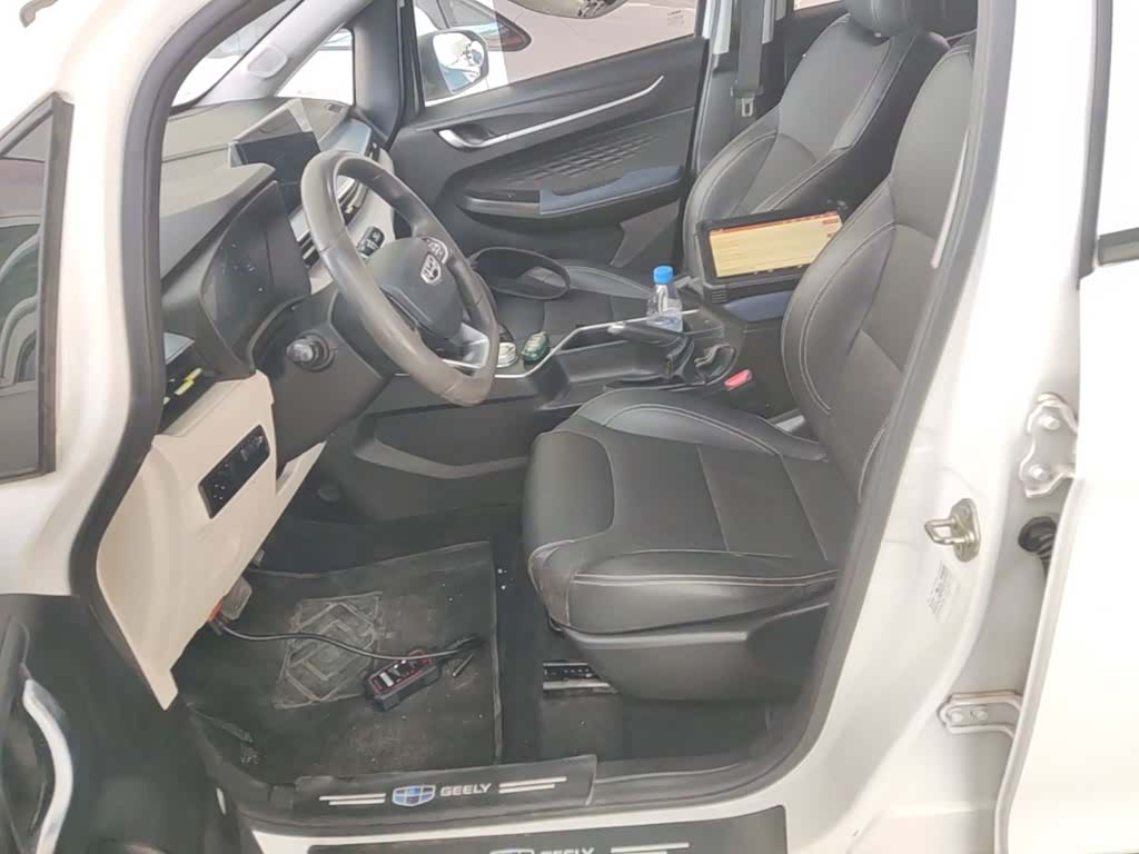 Geely EX3, 2022 15