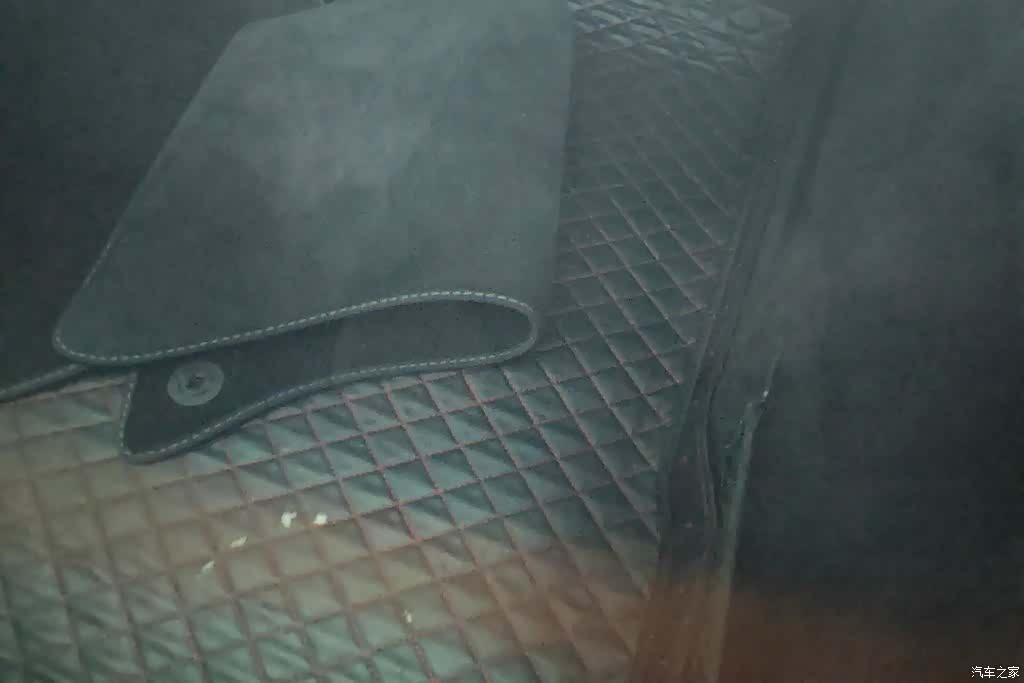 Audi Q5L, 2022 4