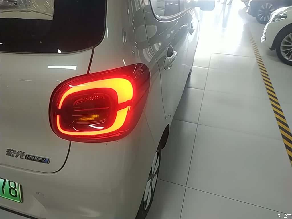 Wuling MINIEV, 2026 8