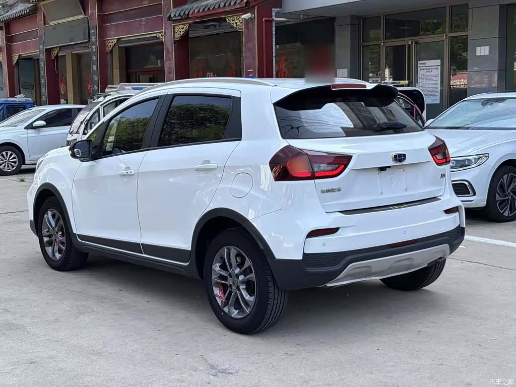 Geely X3, 2020 все фото