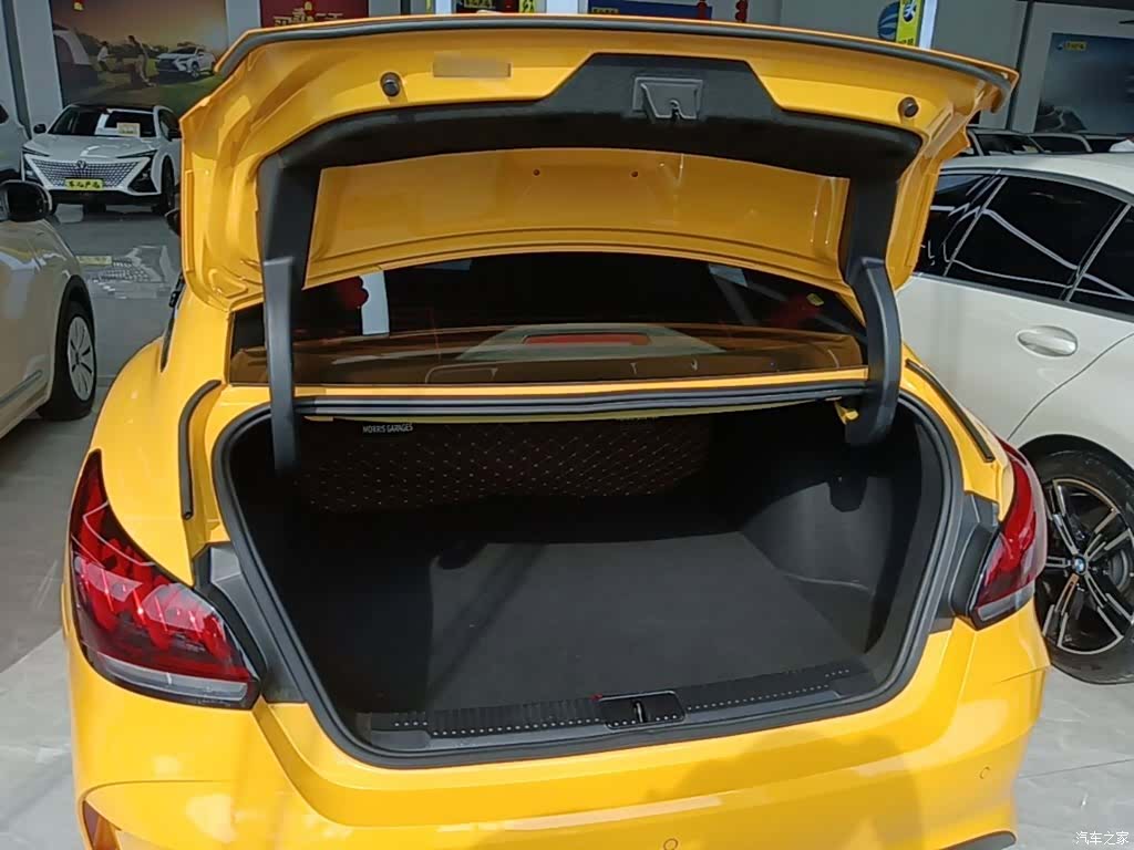 MG MG5, 2022 19