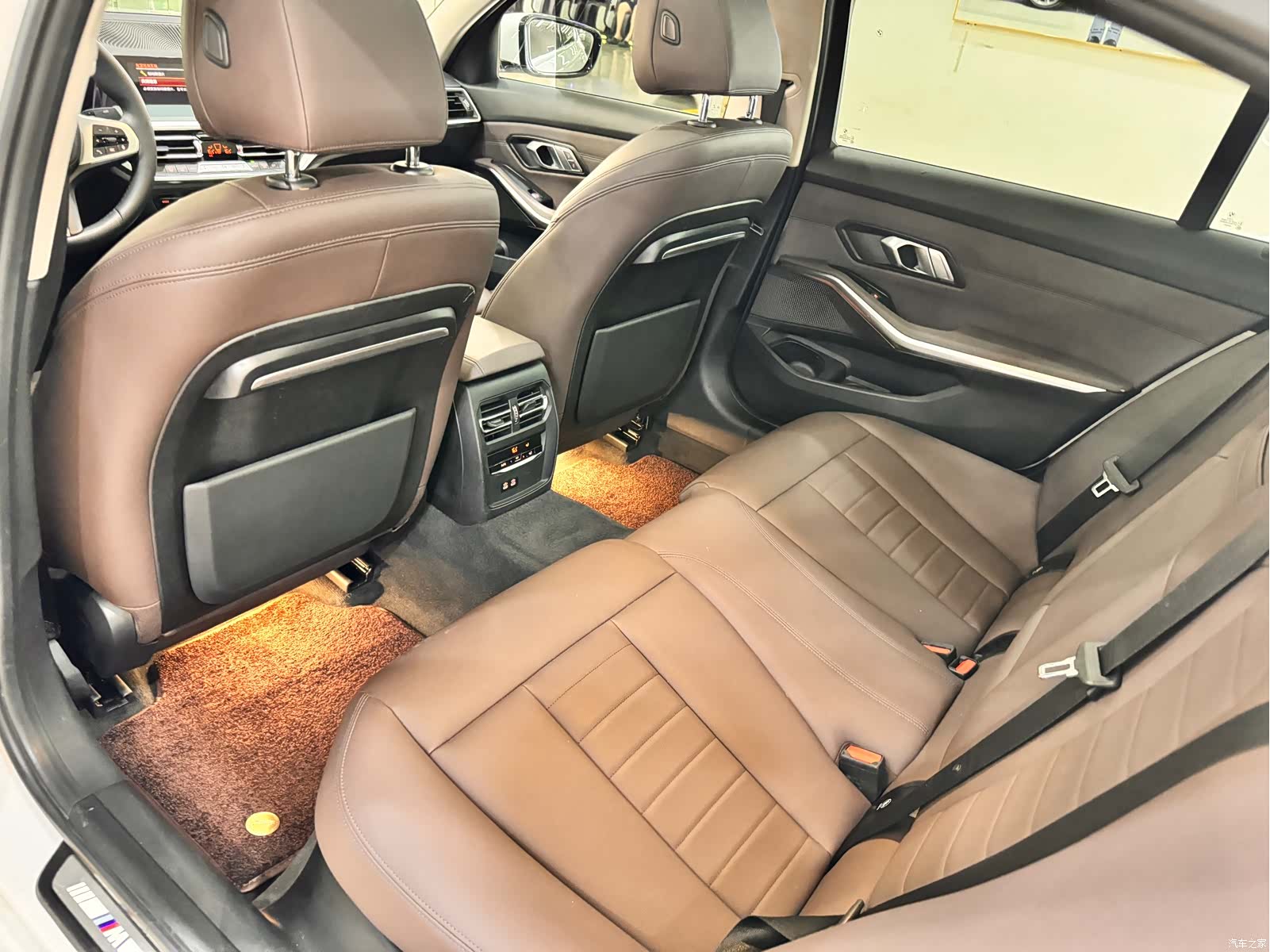 BMW 3 Series, 2021 12