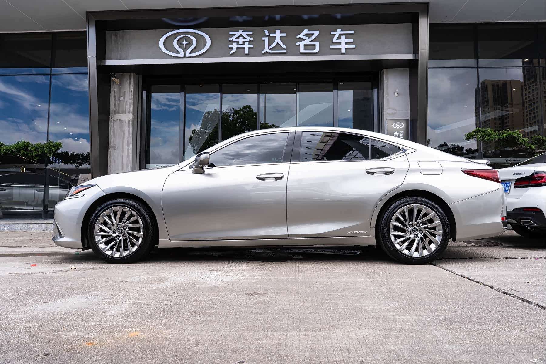 Lexus ES, 2018 4