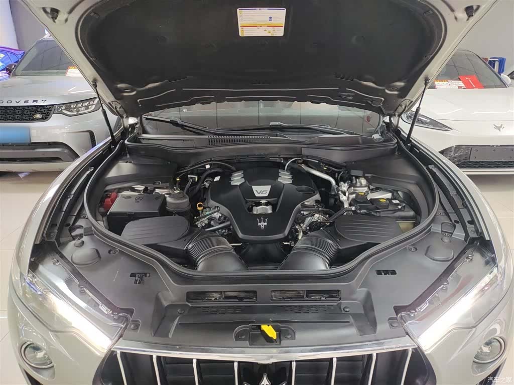 Maserati Levante, 2018 16