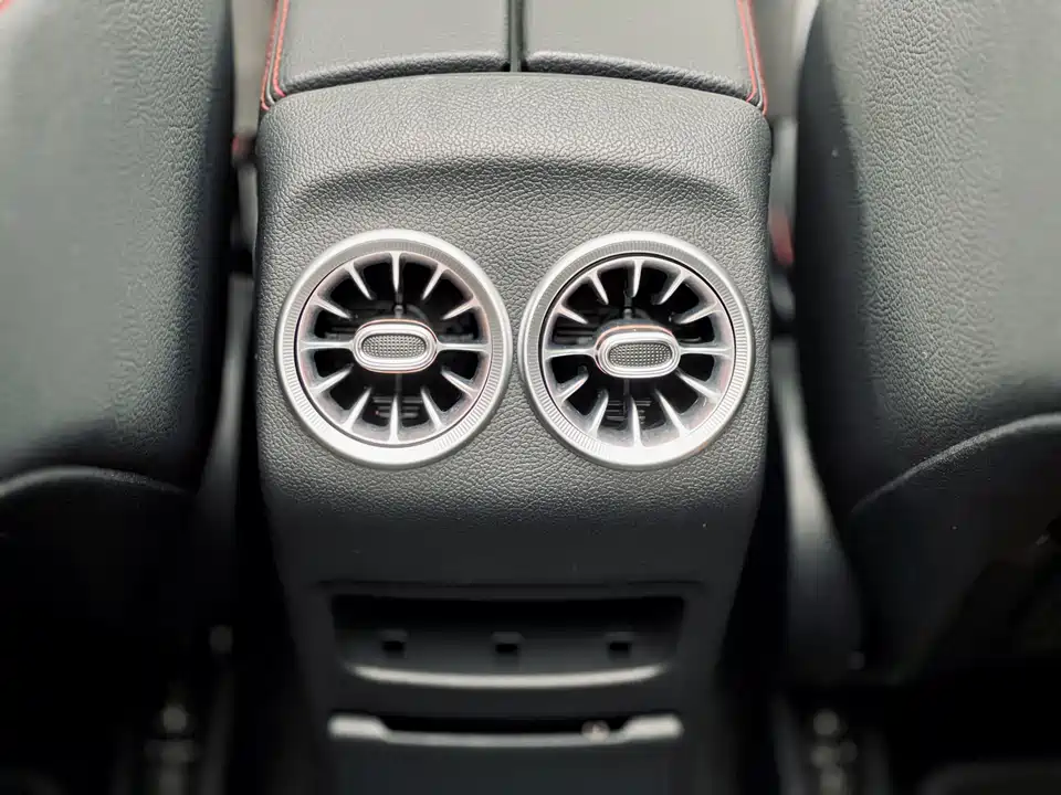 Mercedes-Benz GLB AMG