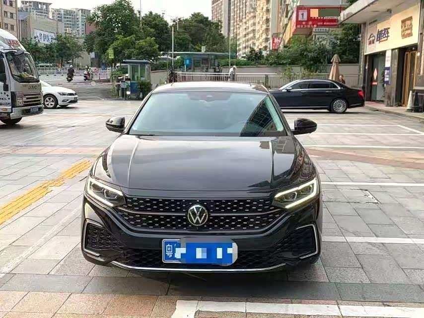 Volkswagen Passat, 2023 2