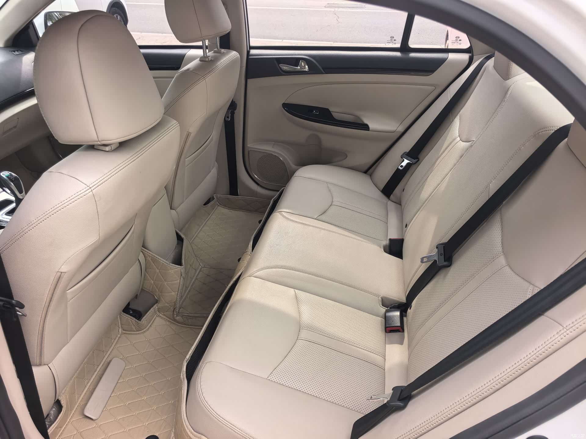 BYD E5, 2018 8