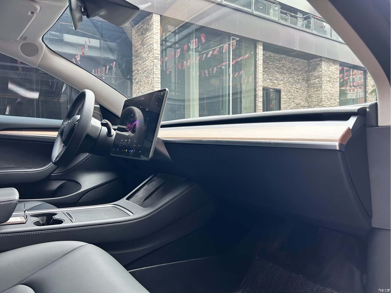 Tesla Model 3, 2023 7