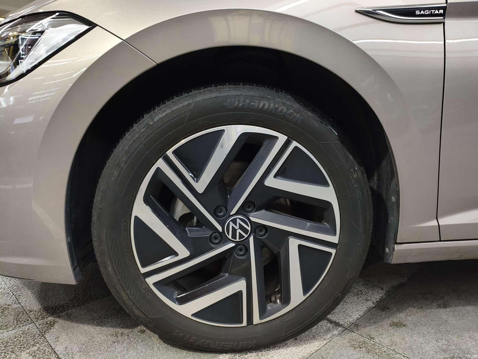 Volkswagen Sagitar, 2023 15
