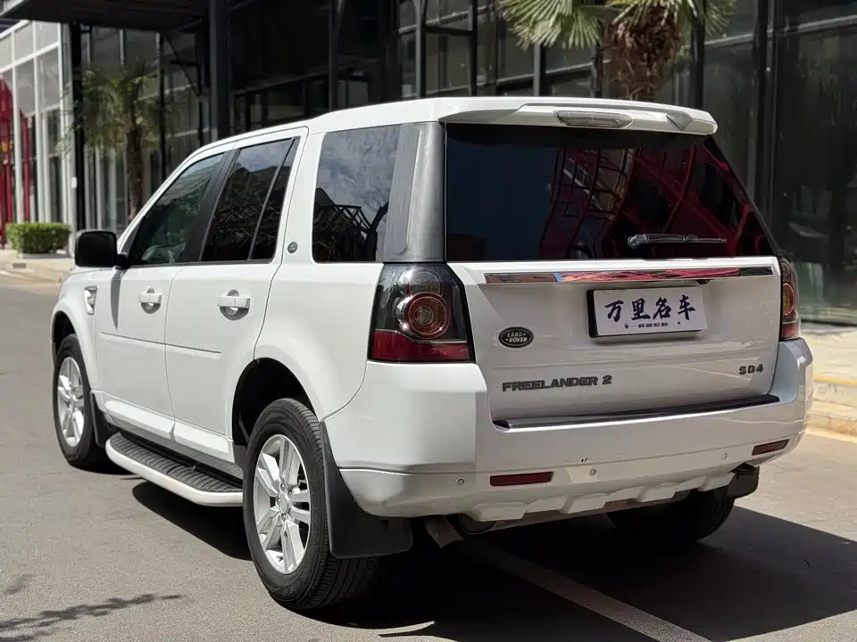 Land Rover Freelander 2