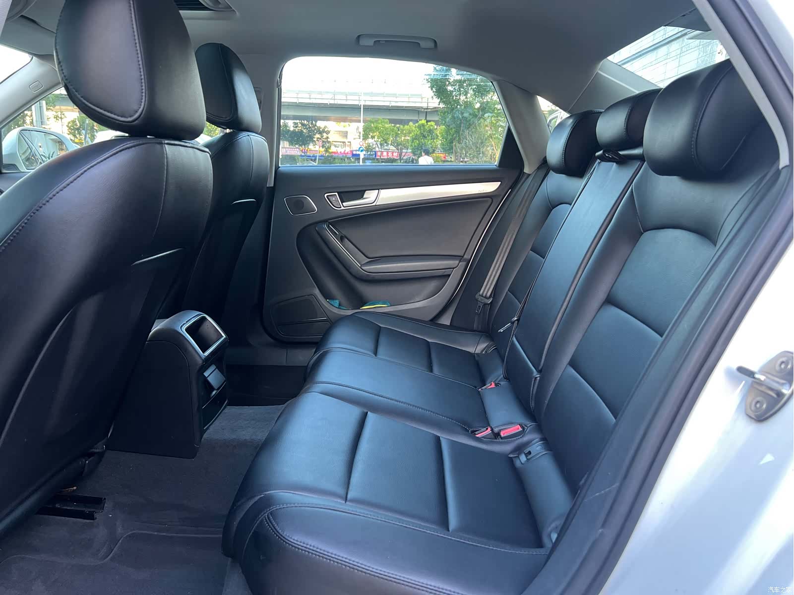 Audi A4L, 2012 12
