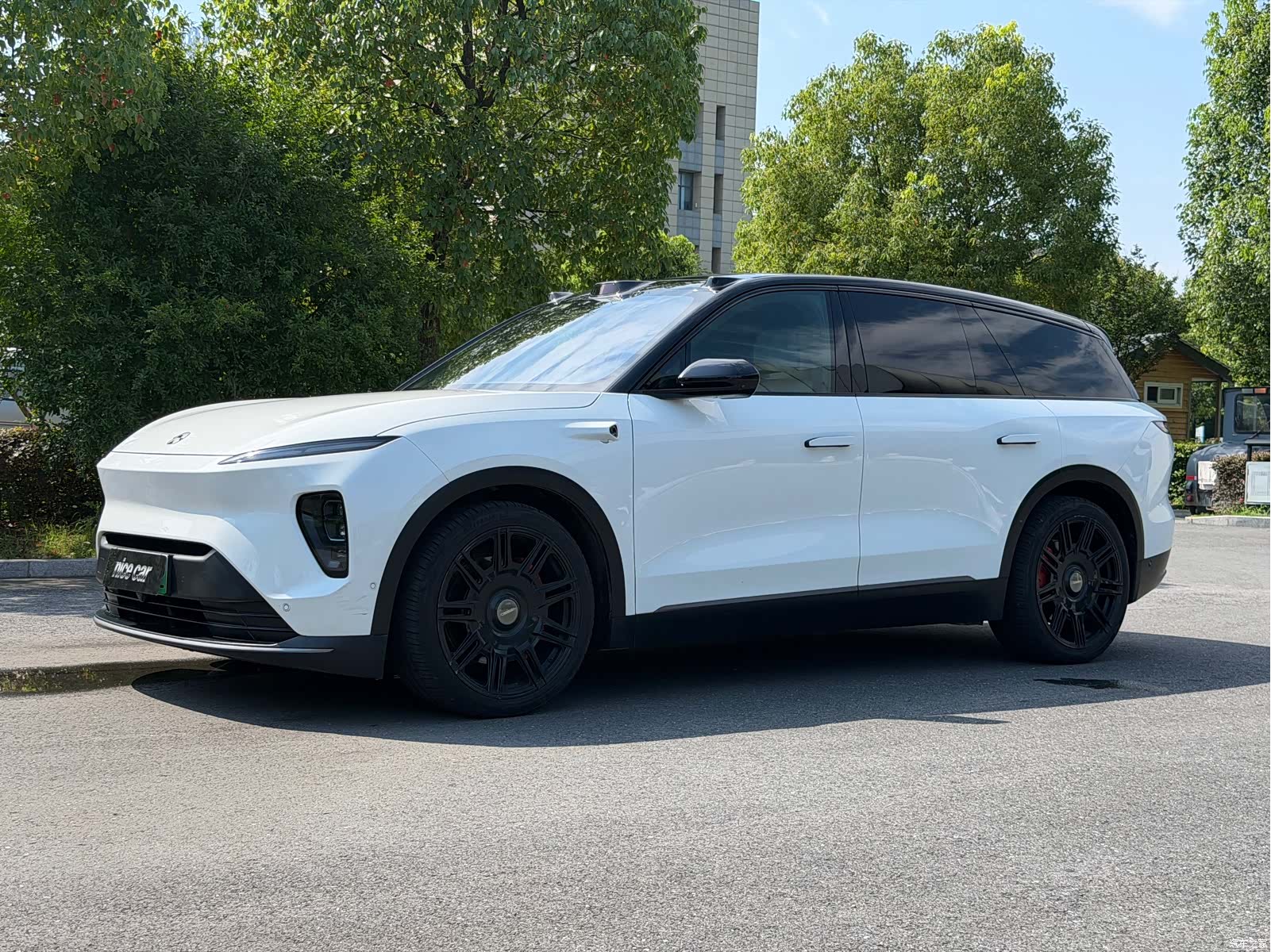 NIO ES8, 2023 1