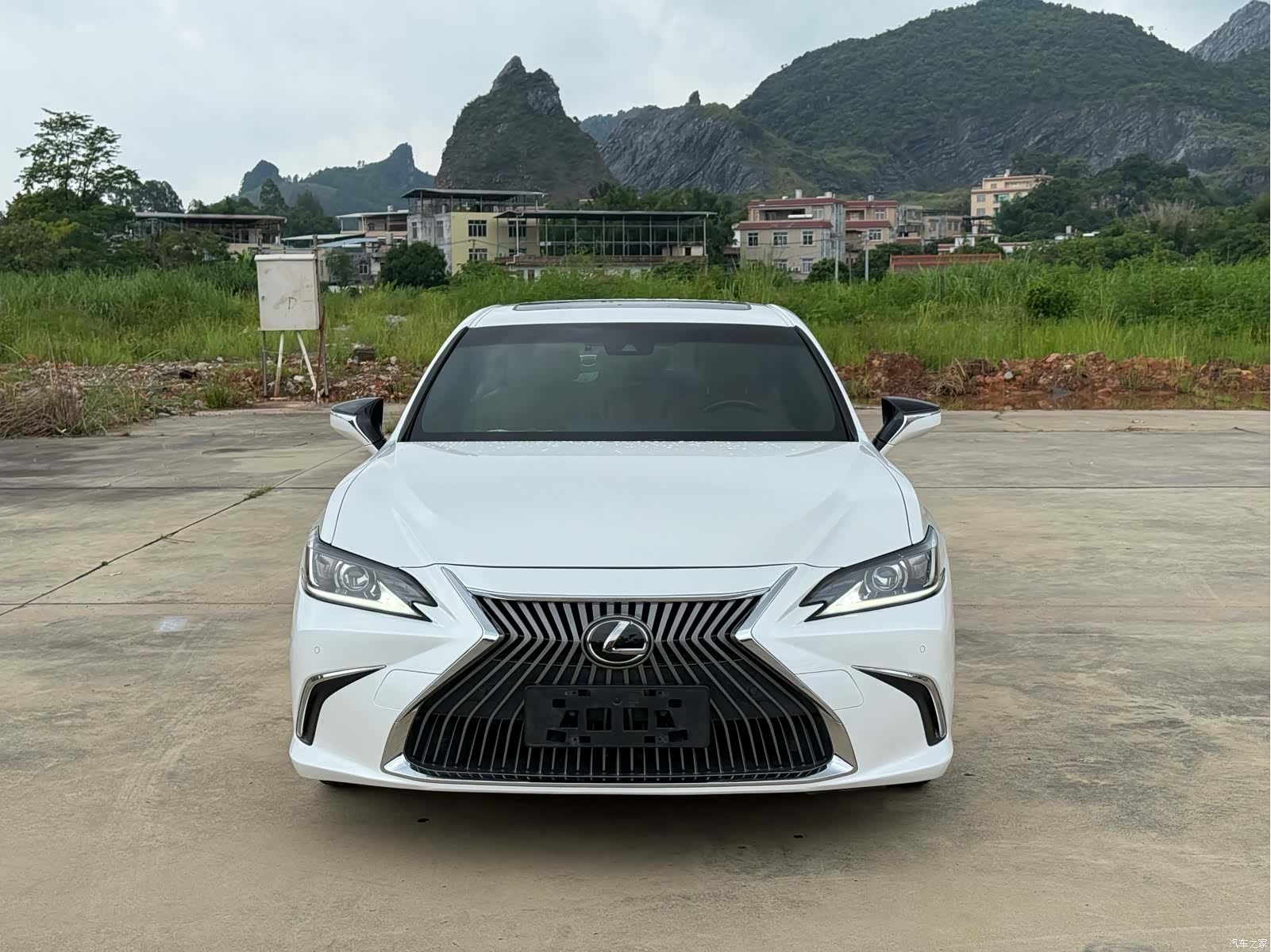 Lexus ES, 2020 2