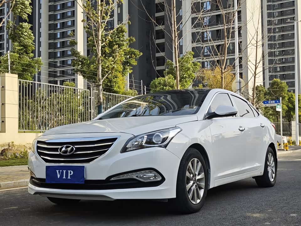 Hyundai Name picture