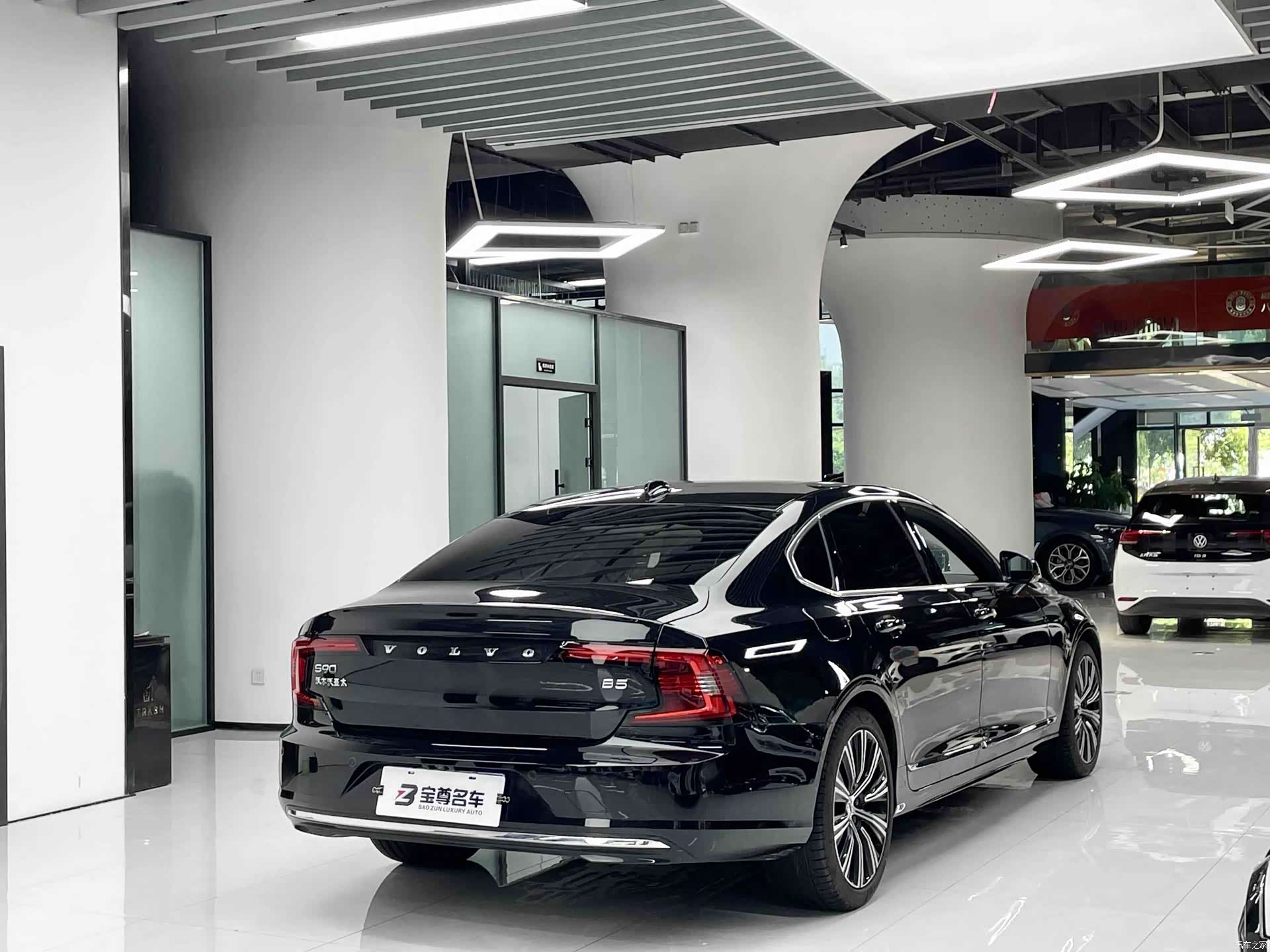 Volvo S90, 2025 11