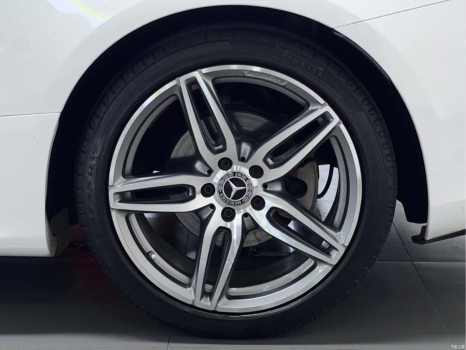 Mercedes-Benz E-Class, 2020 11