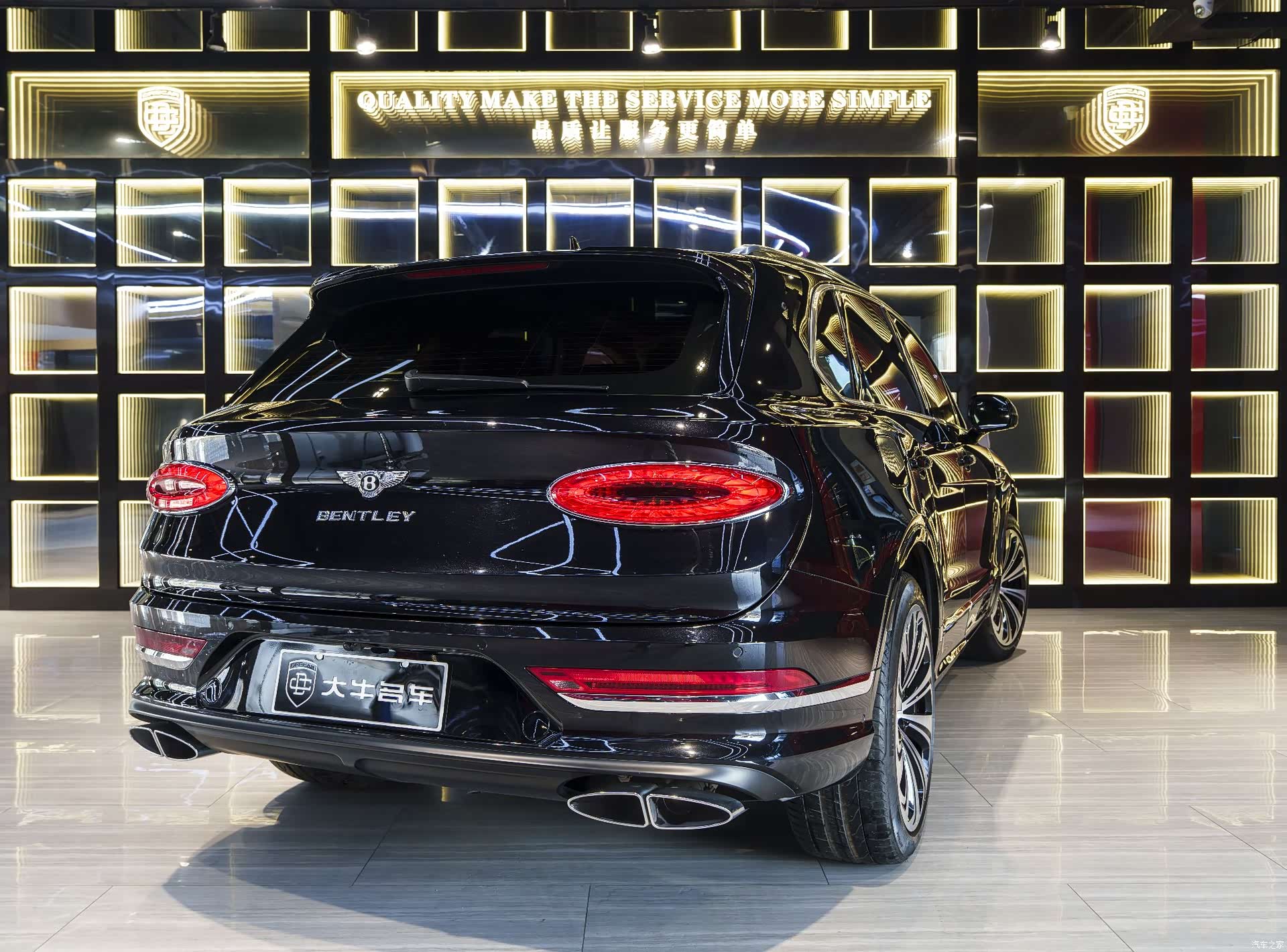 Bentley Bentayga, 2022 6
