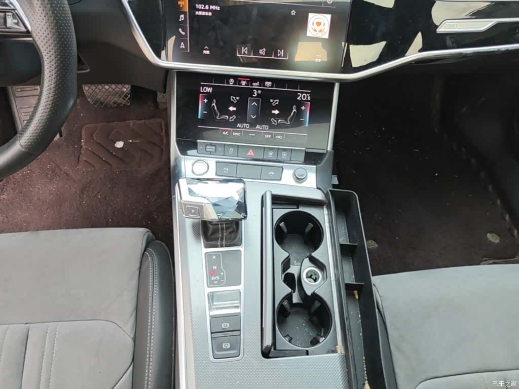 Audi A6L, 2020 14