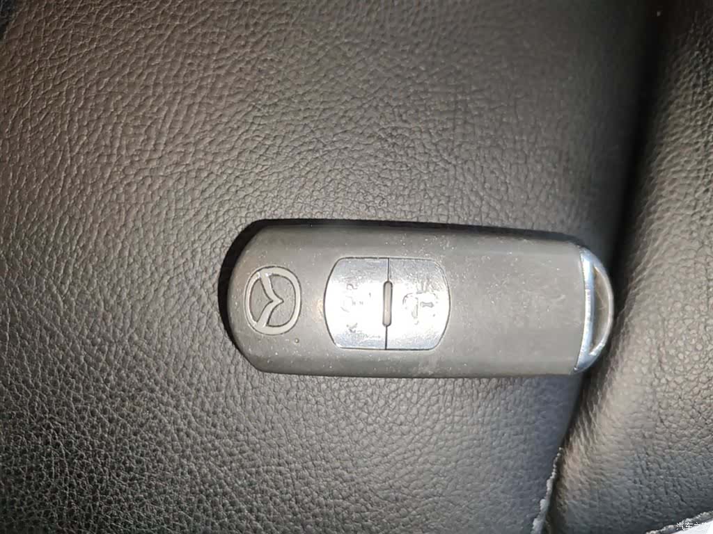 Mazda Mazda3, 2016 9