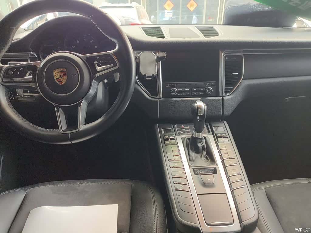 Porsche Macan, 2017 10