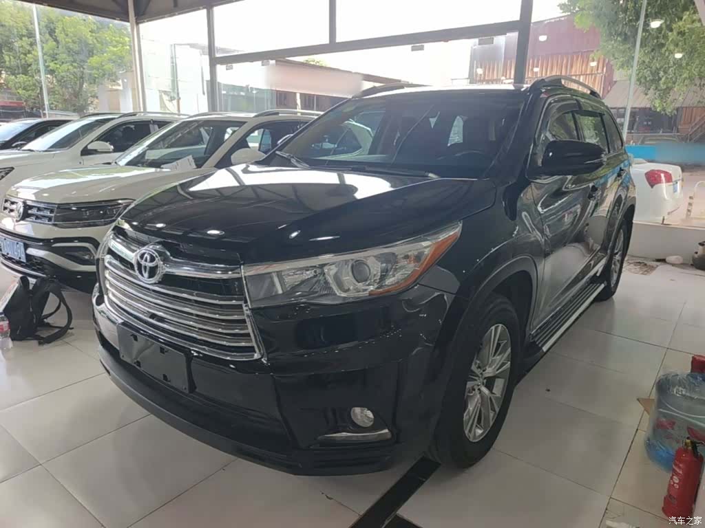Toyota Highlander, 2017 1