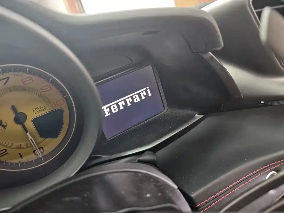 Ferrari 488