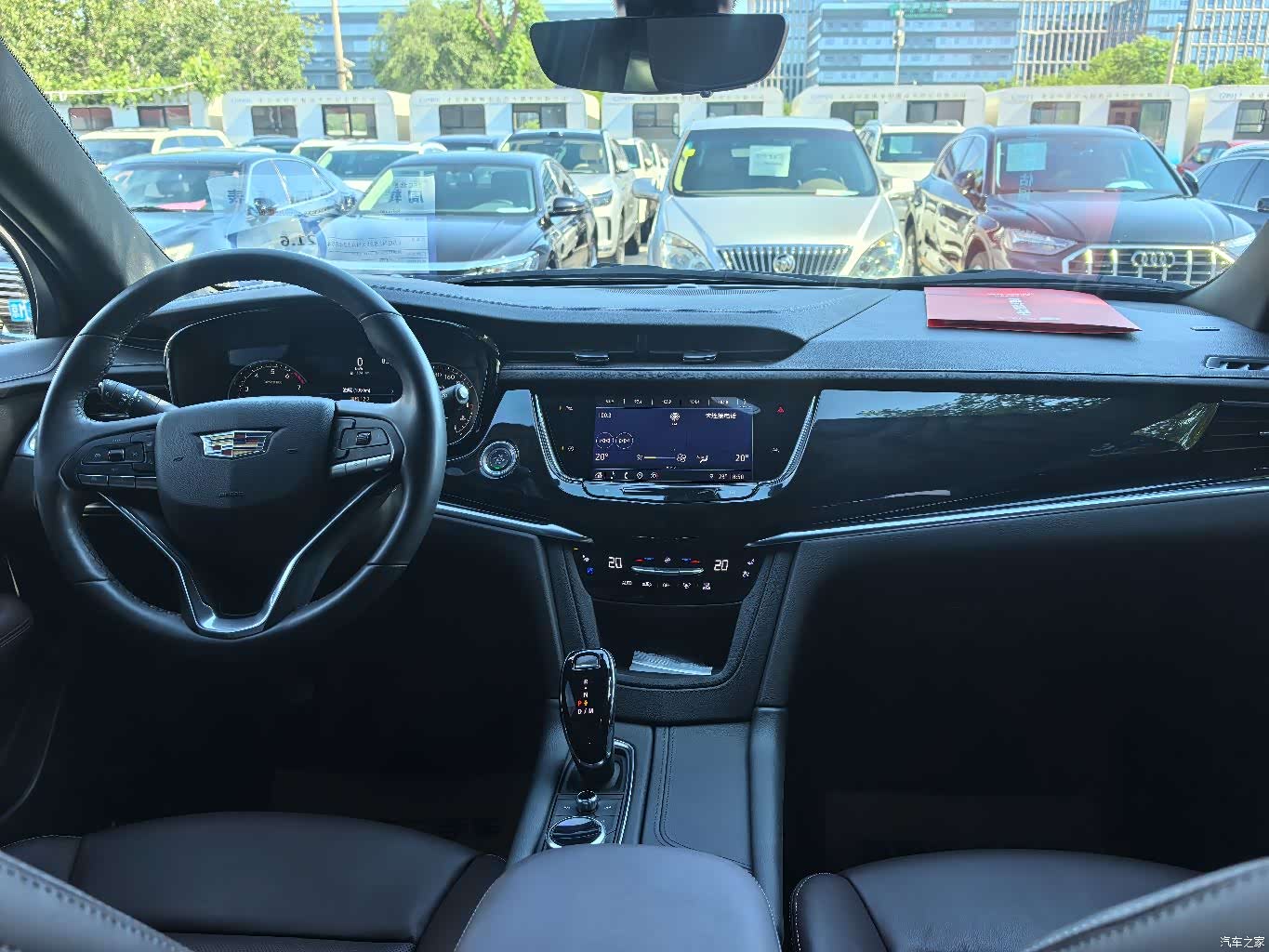 Cadillac XT6, 2022 10
