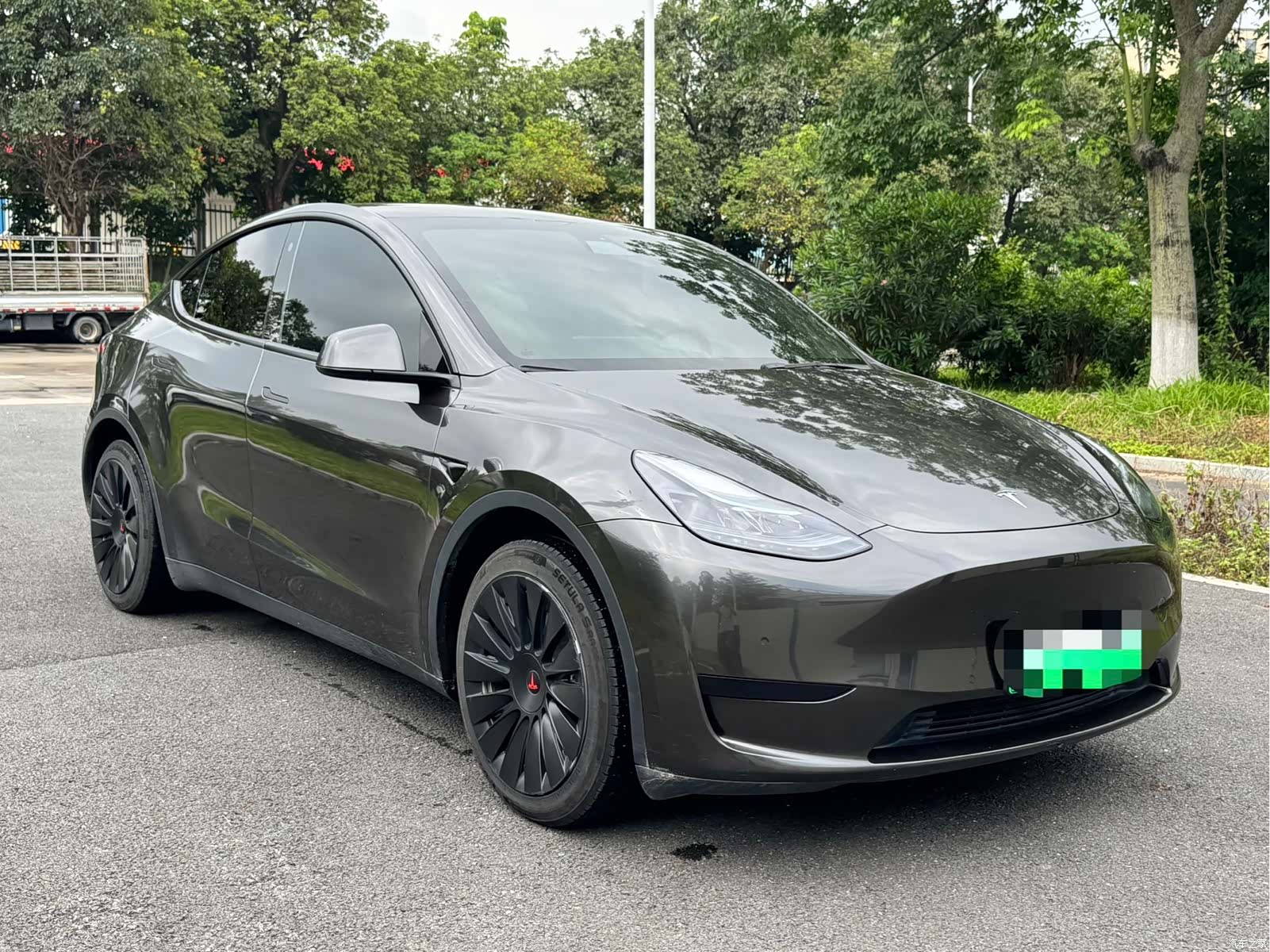 Tesla Model Y, 2023 3