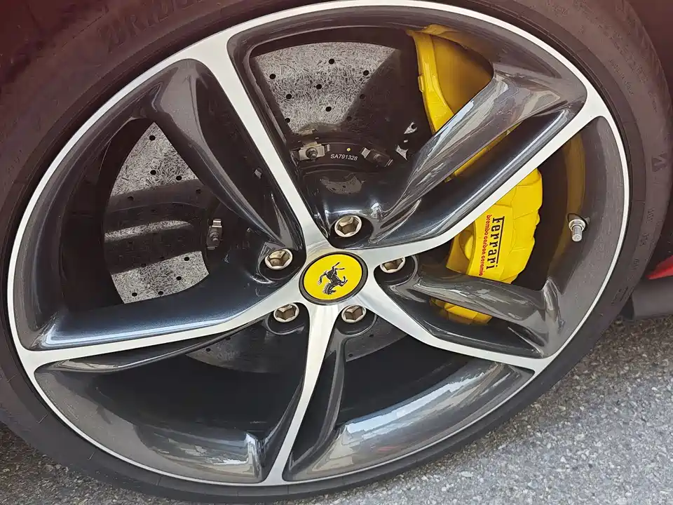 Ferrari 296