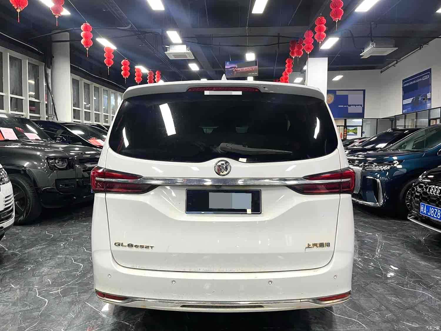 Buick GL8, 2021 все фото