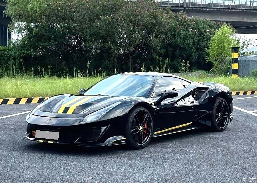 Ferrari 488, 2017 6