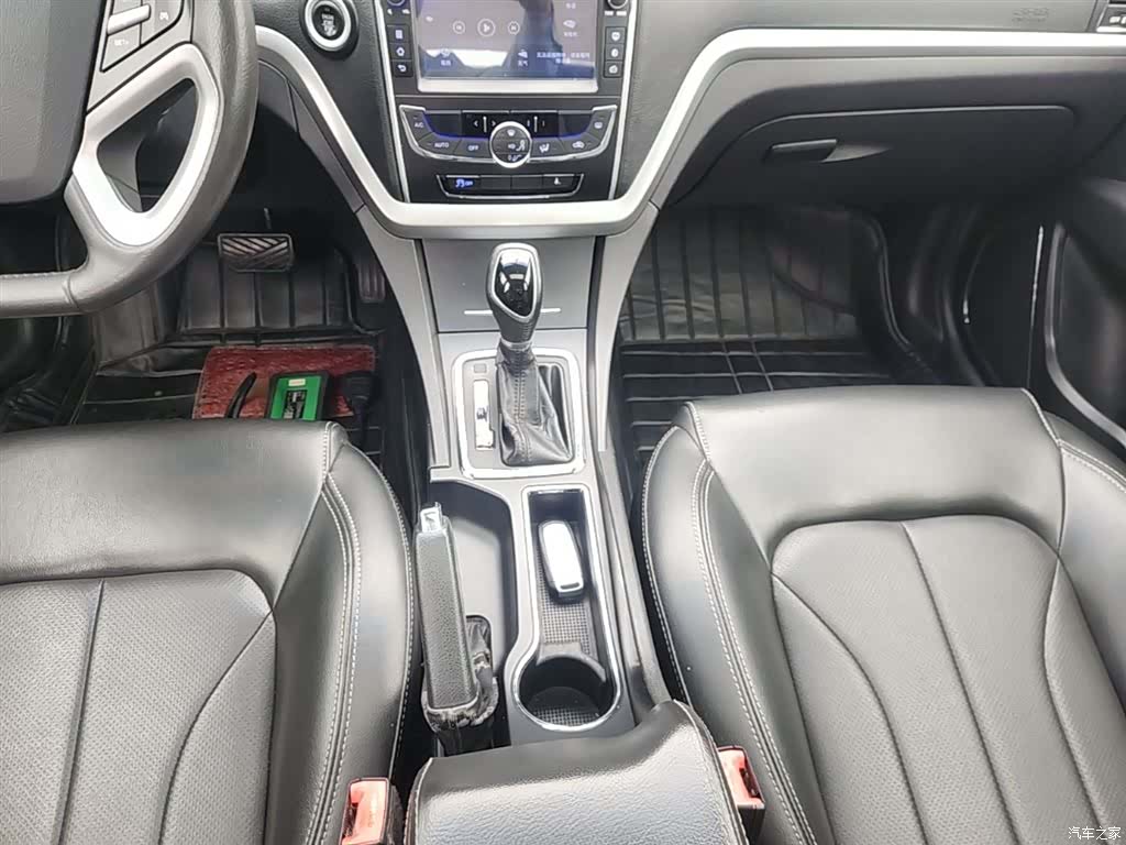 Geely Emgrand, 2016 14