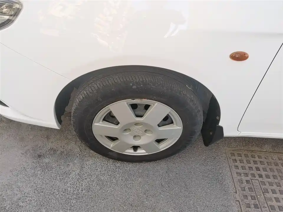 BYD F3