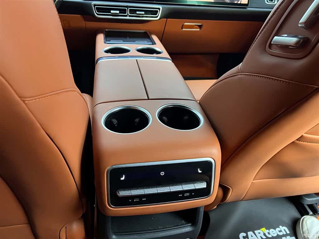 Li Auto L8, 2024 27