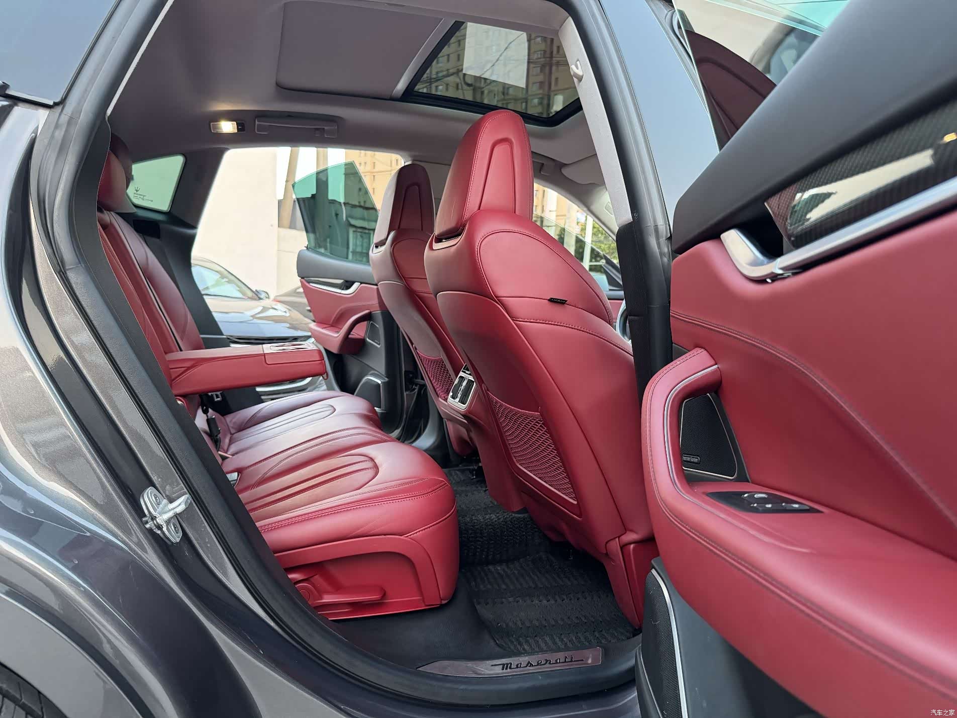 Maserati Levante, 2016 13