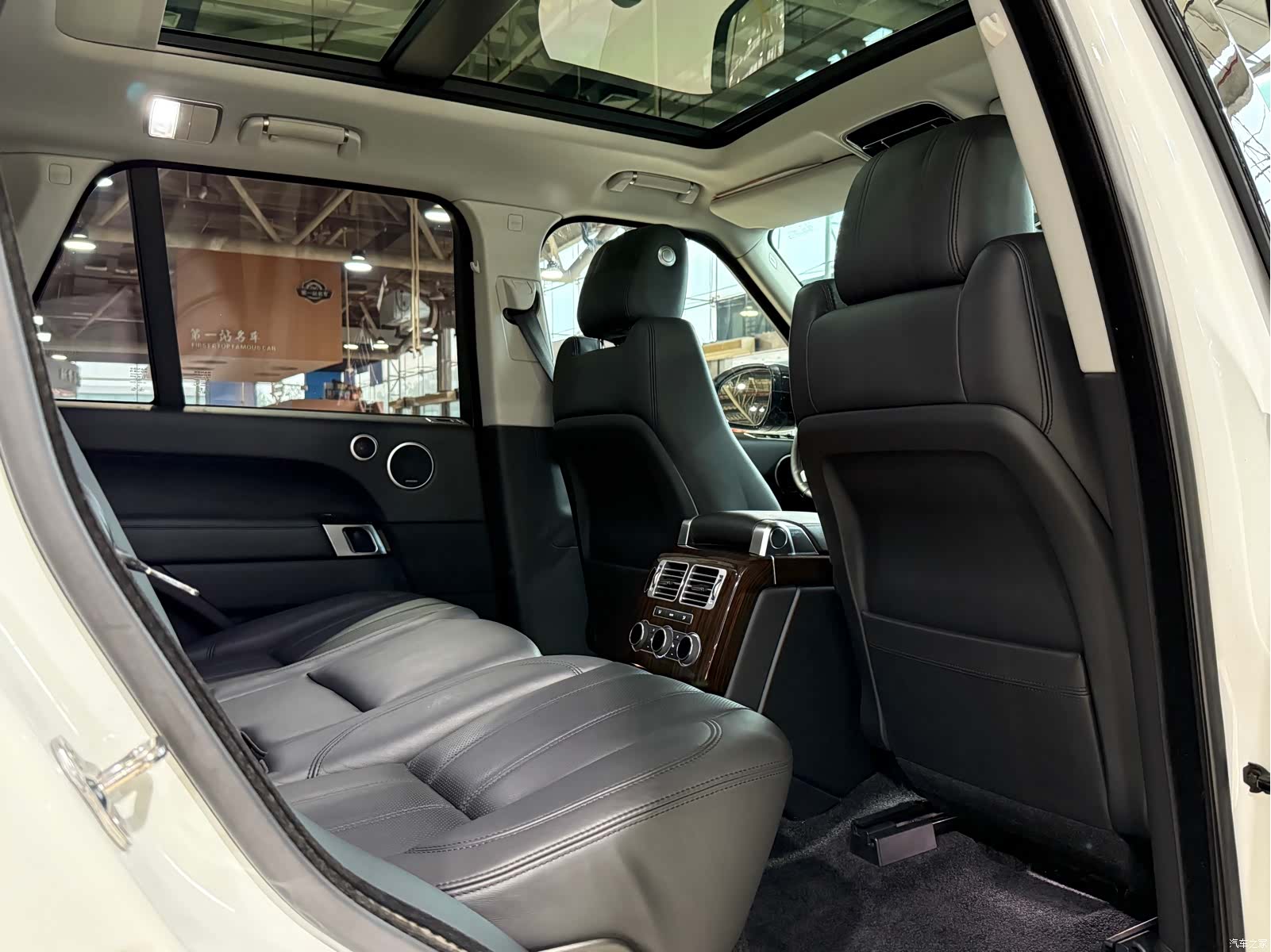 Land Rover Range Rover, 2017 10