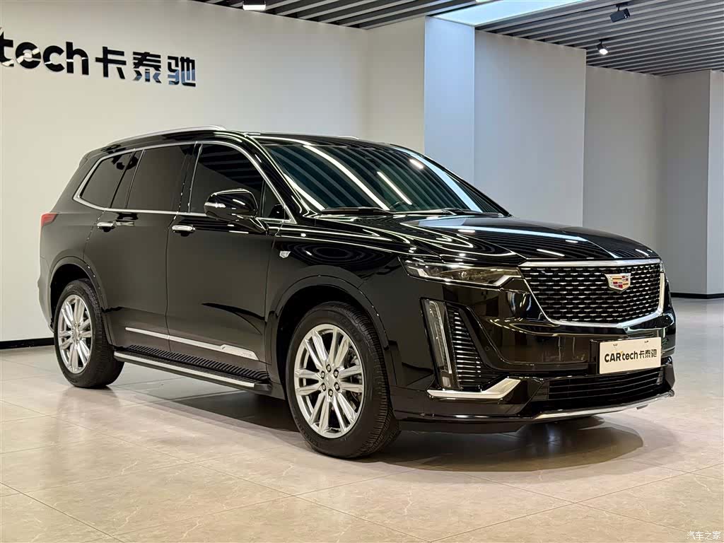 Cadillac XT6, 2022 2