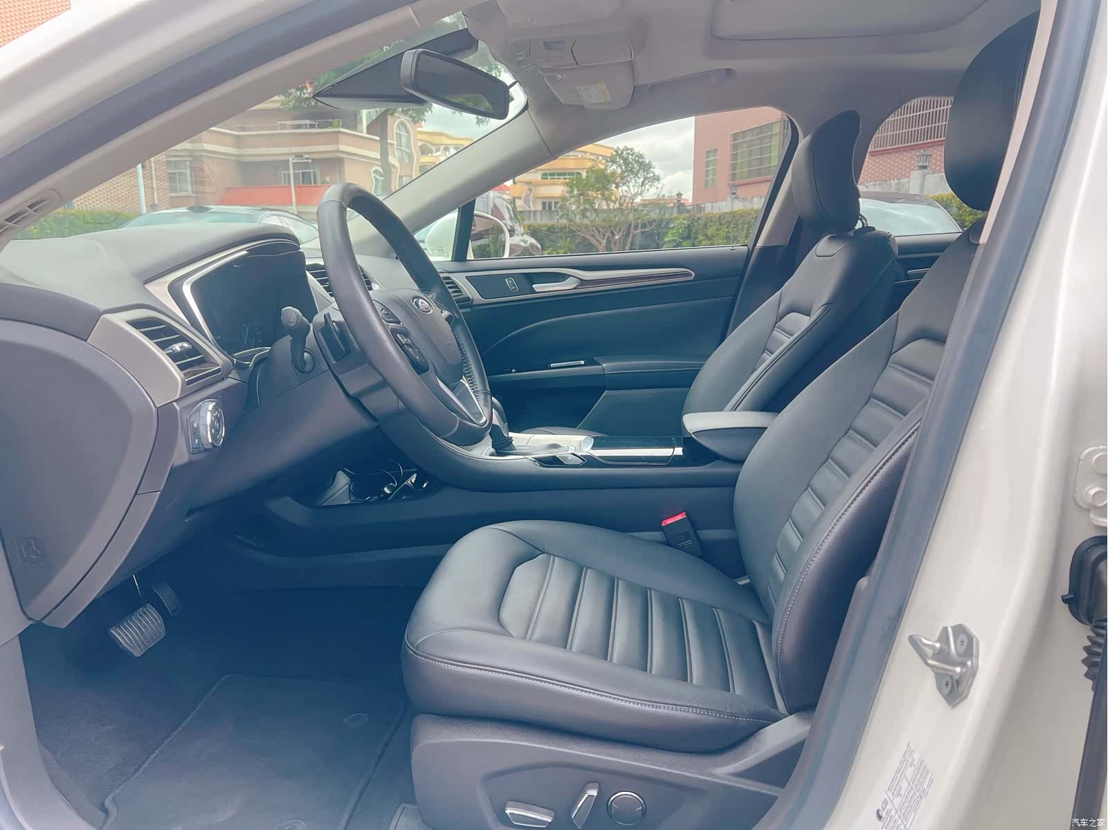 Ford Mondeo, 2015 7