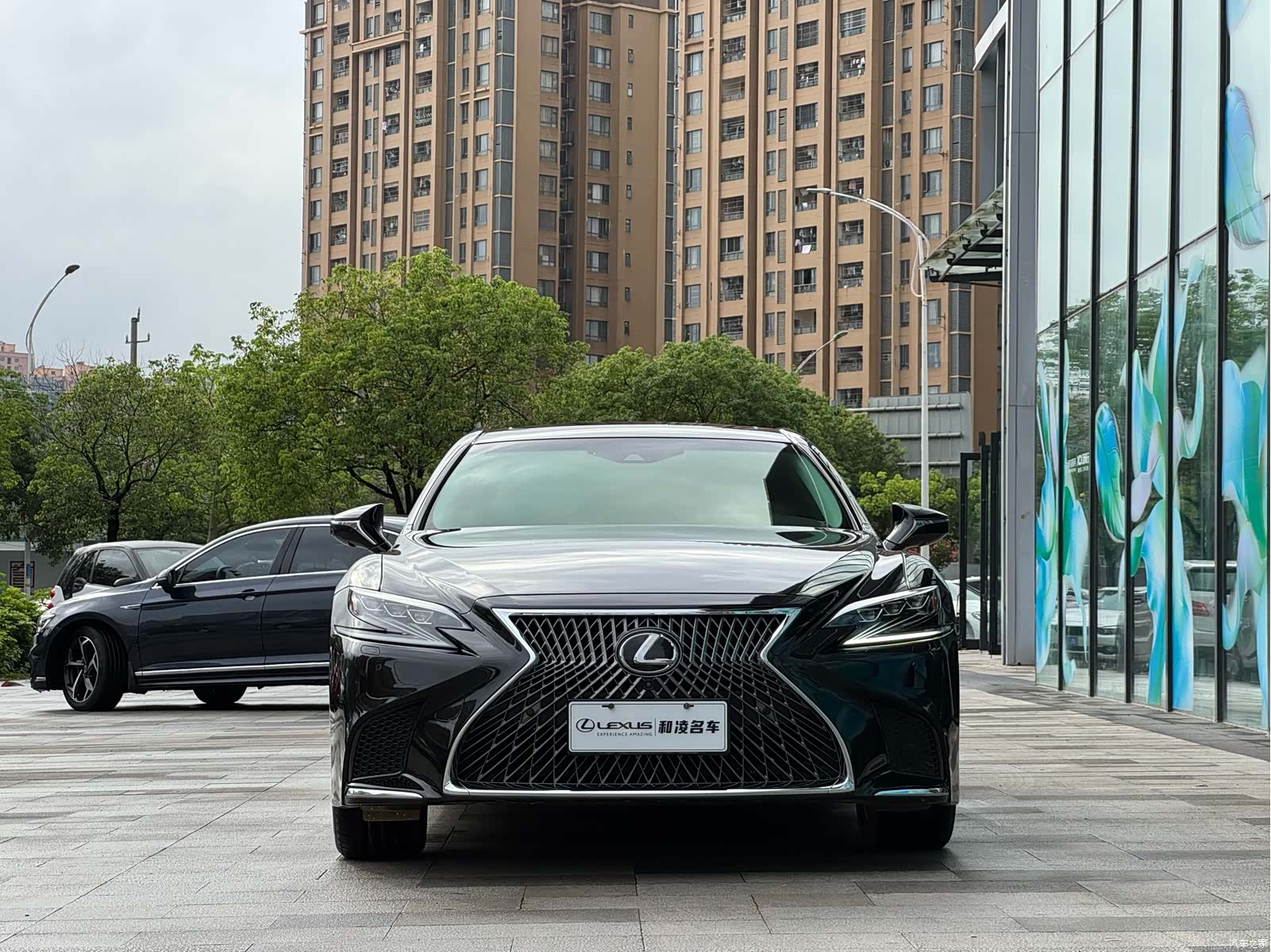 Lexus LS, 2019 2