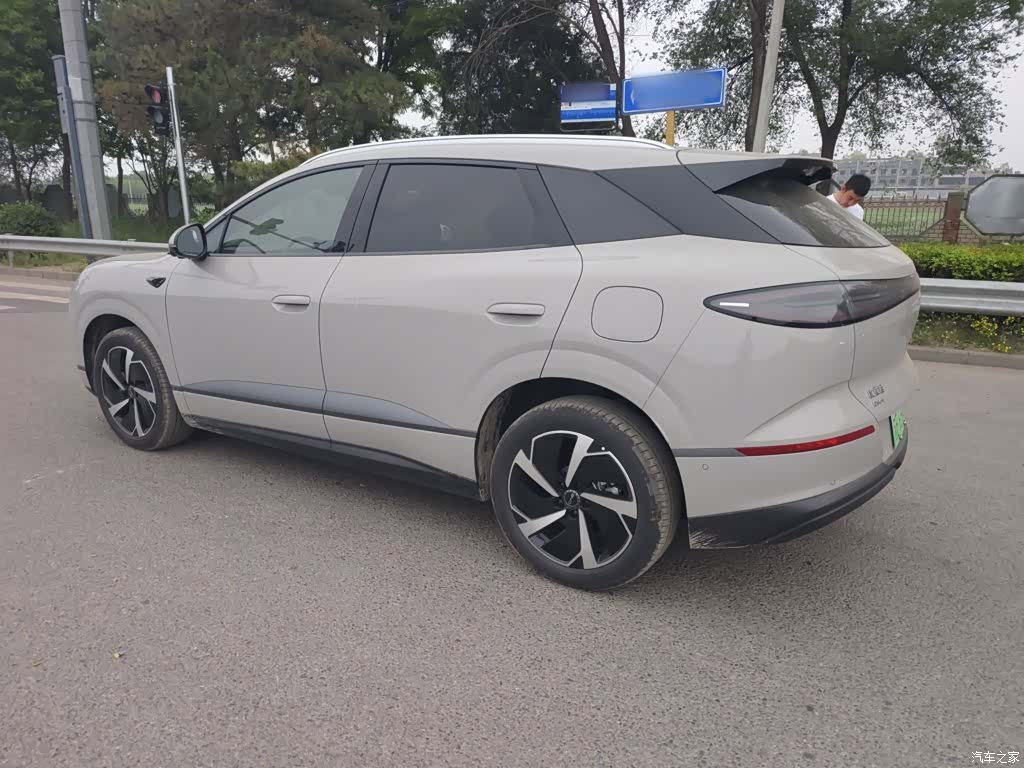 BYD HiAce, 2026 15