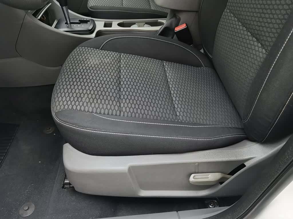 Ford Focus, 2013 20