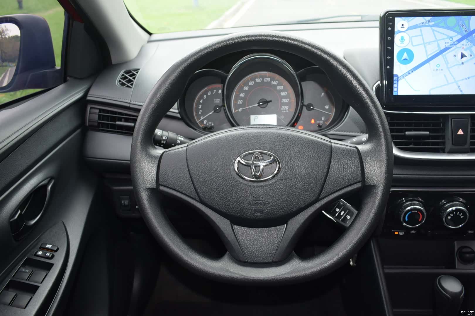 Toyota YARiS L, 2021 16