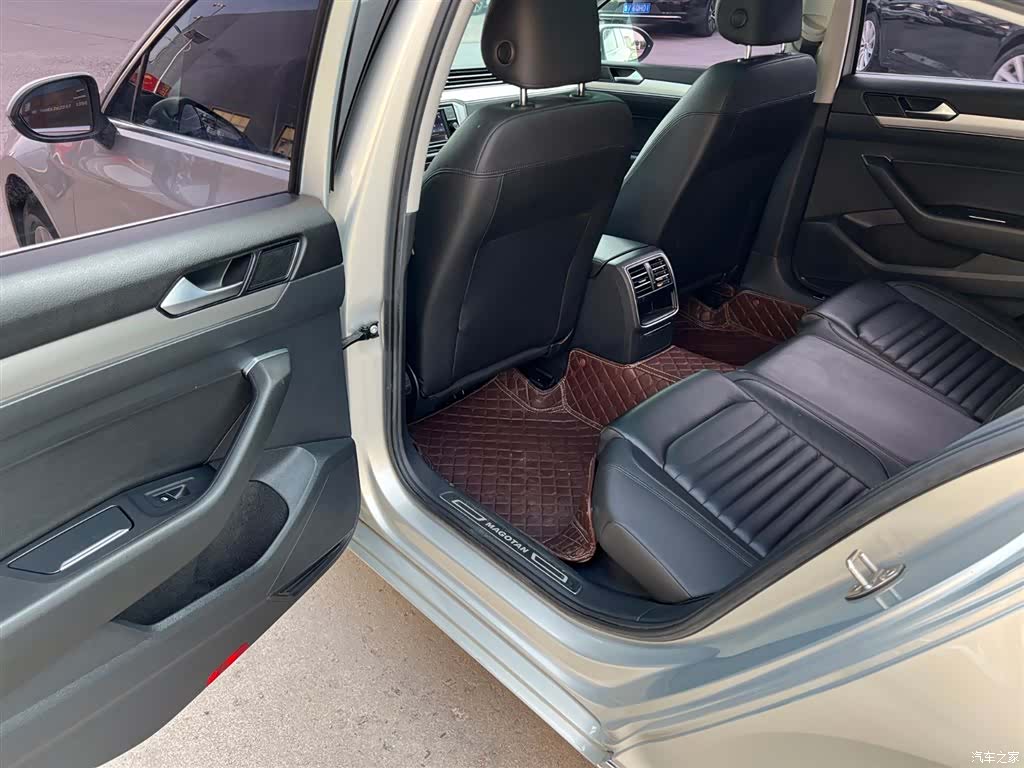 Volkswagen Magotan, 2018 7