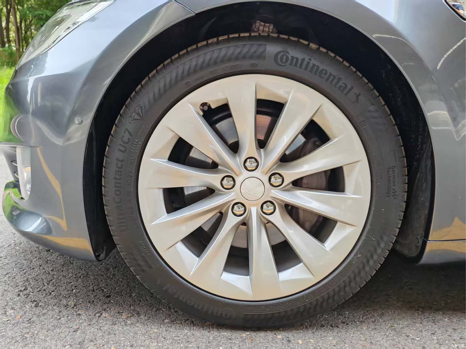 Tesla Model S, 2019 15