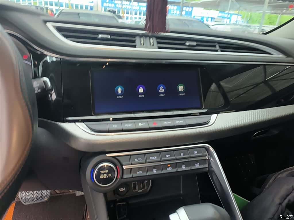 DongFeng AX7, 2018 13